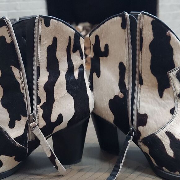 Idyllwind Calf Hair Cow Print Cowboy Booties Sz 8 - Picture 11 of 15
